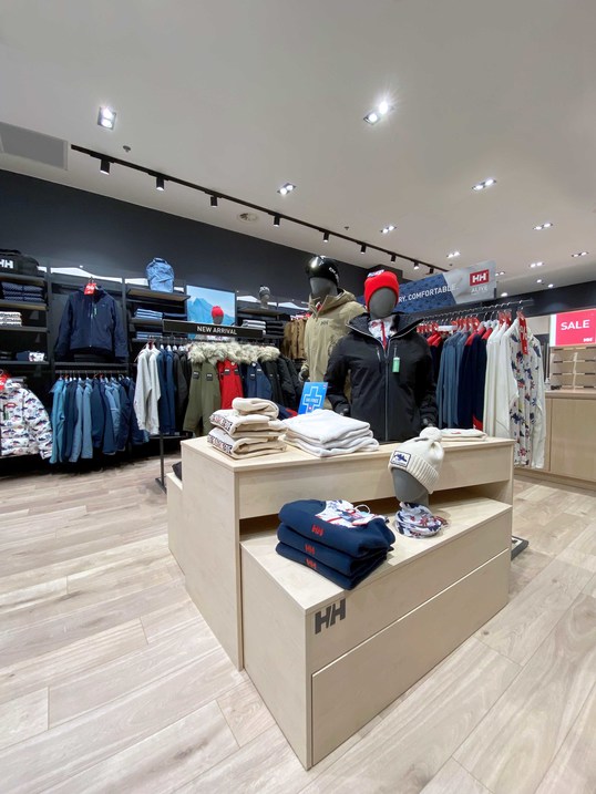 PAL_Helly_Hansen_prodejna_relokace_2026_fotka_interier_1_final_mala