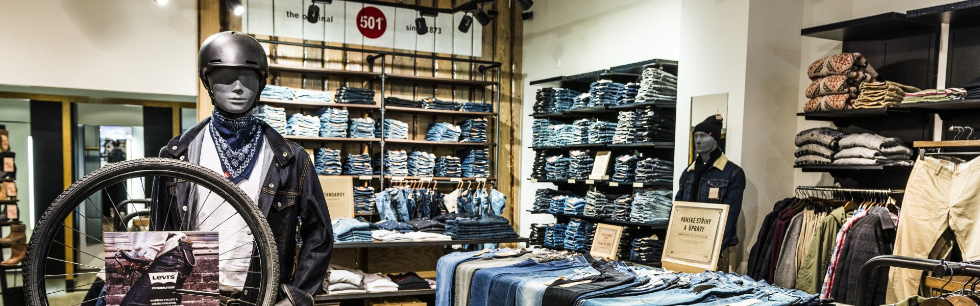 levis palladium mall