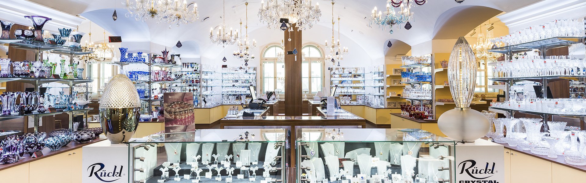 Bohemia Crystal & Porcelain Premium Shop