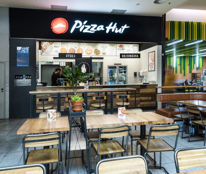 PIZZA HUT