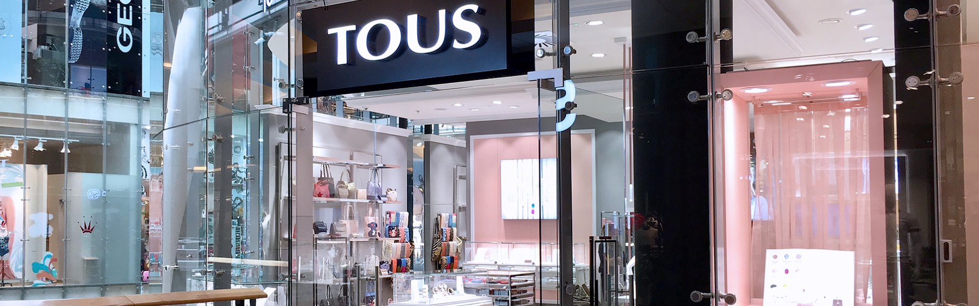 Tous