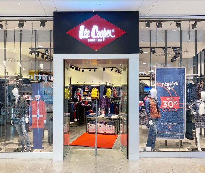 LEE COOPER