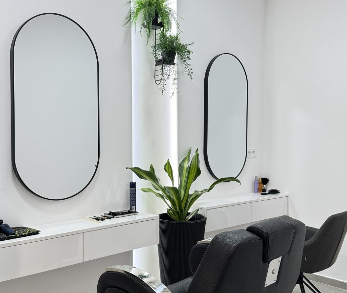 Glouw Nails, hair & spa